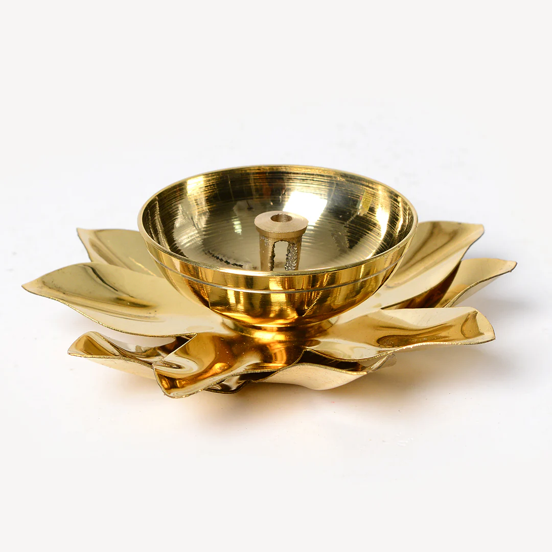 Anagha Pooja Oil & Diya Set - Image 4