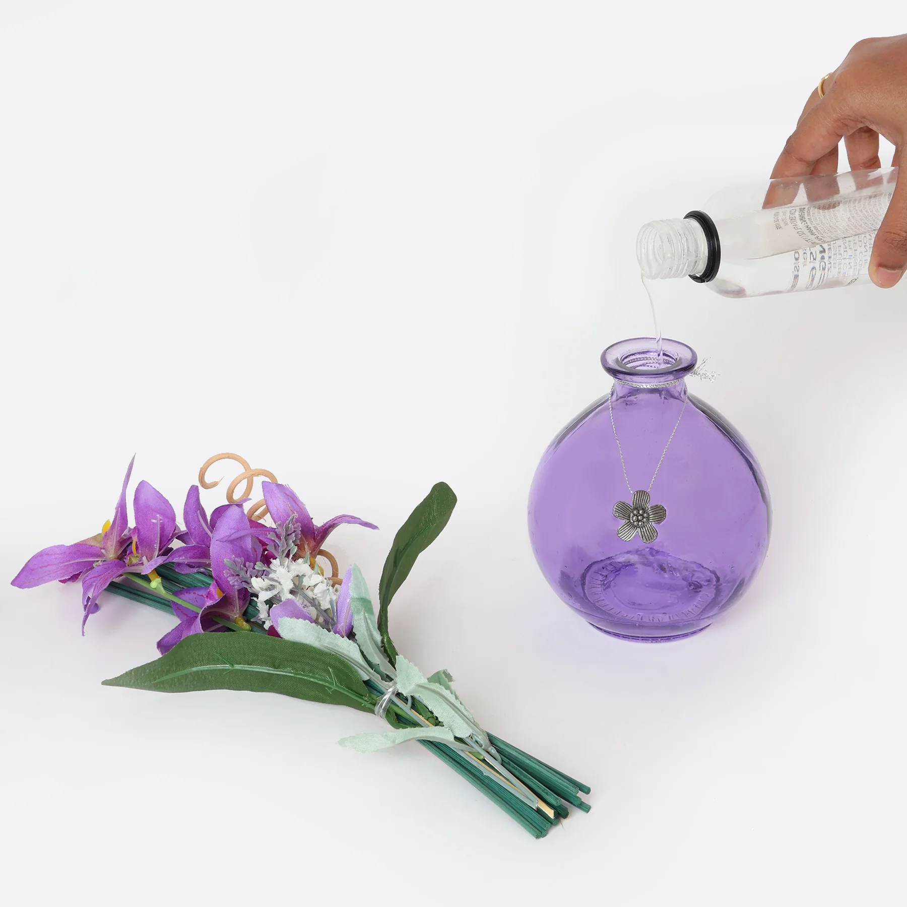 Botanical Reed Diffuser - Lilac Breeze - Image 4