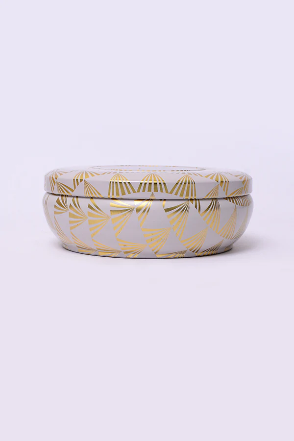 Cashmere Cocoon Scented Tin Candle - Image 4