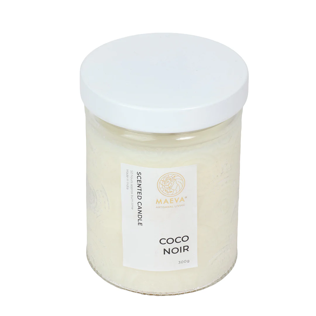 Coco Noir Scented Candle - Image 4