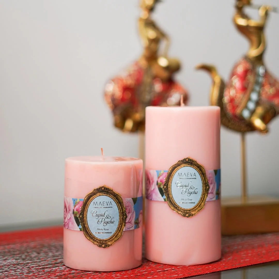 Cupid & Psyche Pillar Candle - L - Image 7