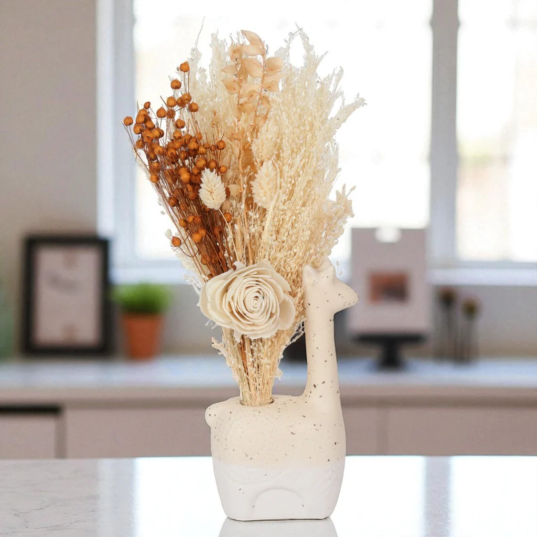 Giraffe Vase with Flowers