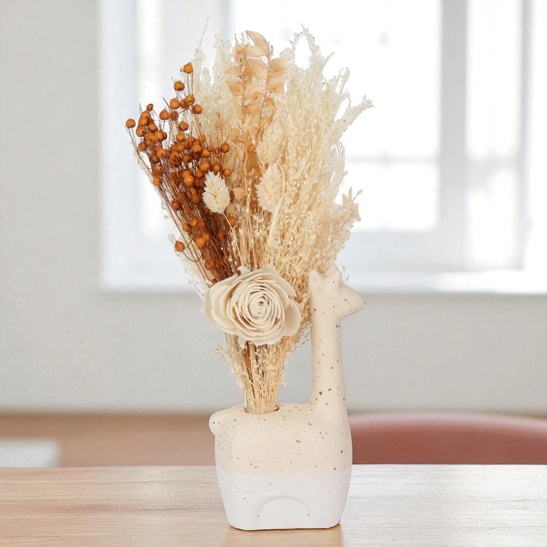 Giraffe Vase with Flowers - Image 2