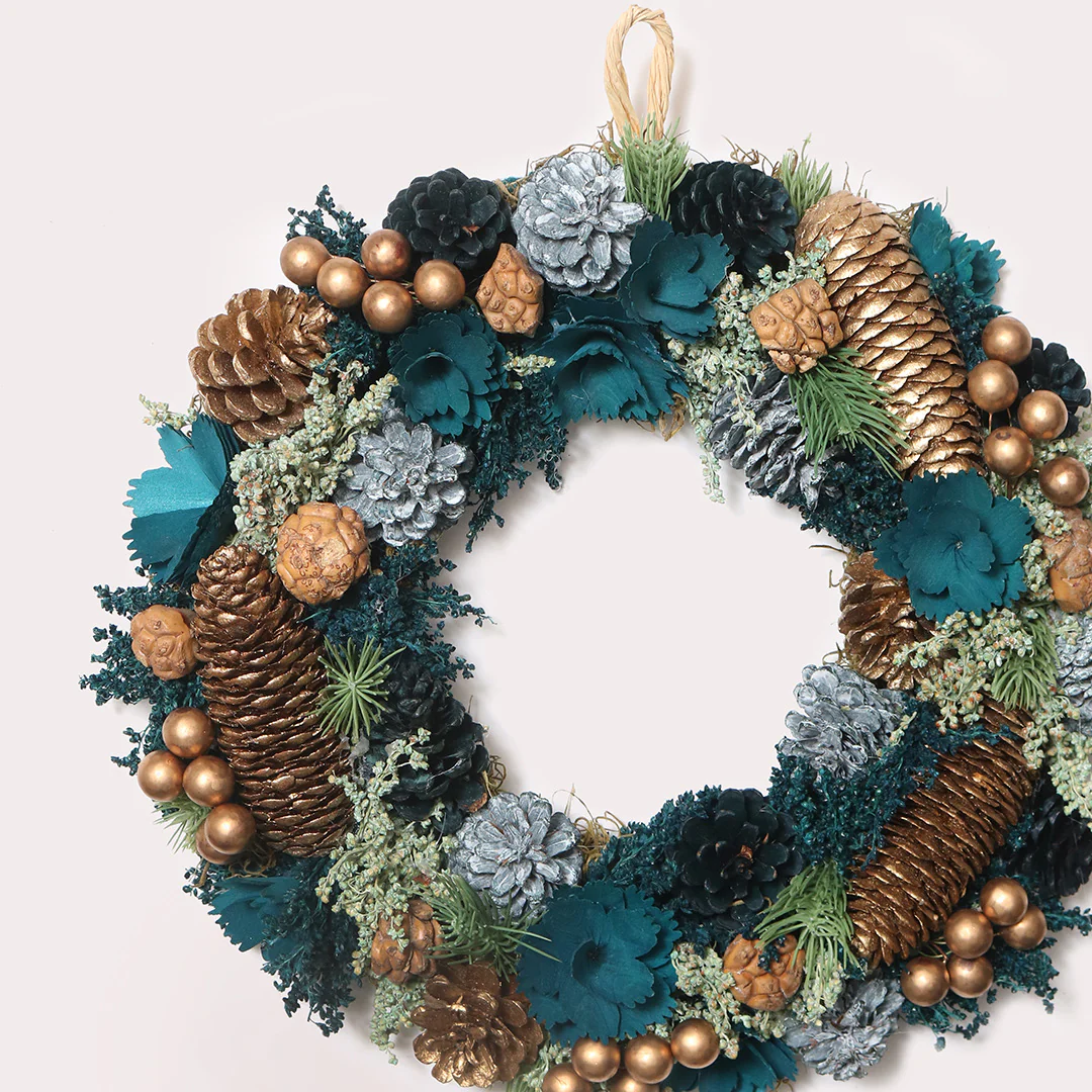 Gold Pinecone Wreath - Image 5