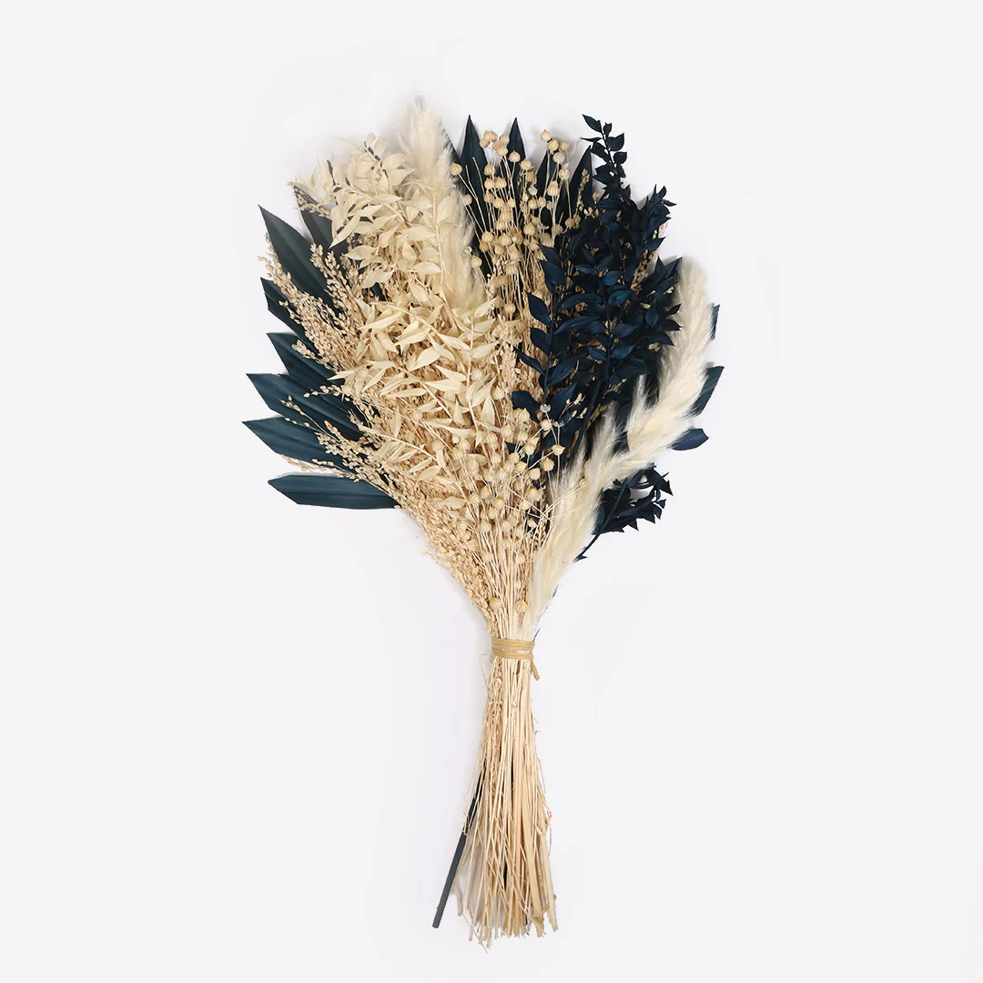 Midnight Blue dried flower bunches - Image 2