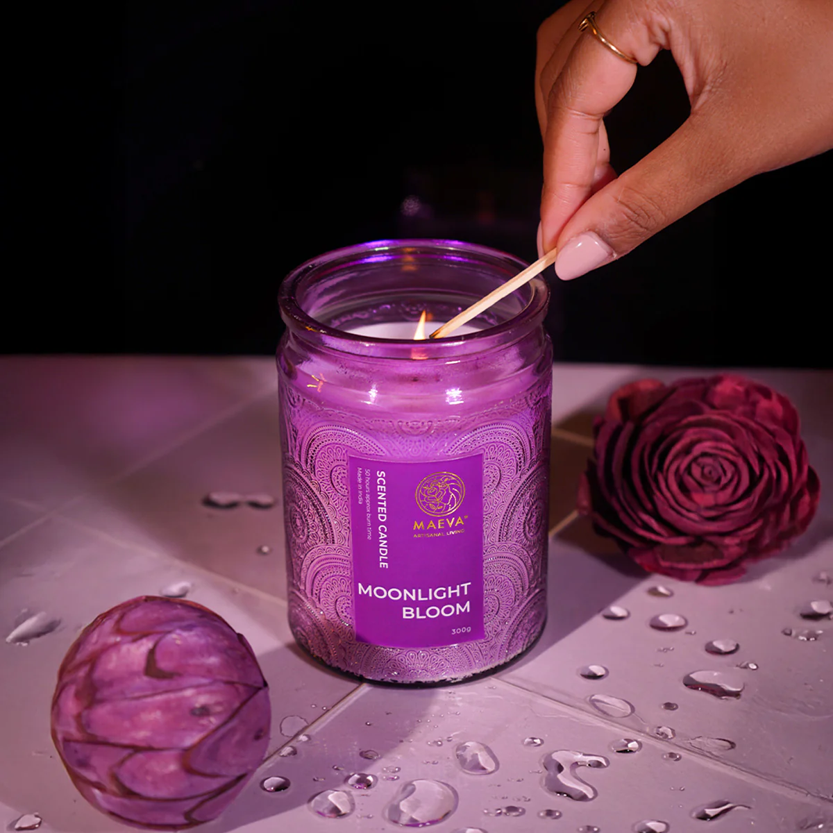 Moonlight Bloom Scented Candle - Image 2