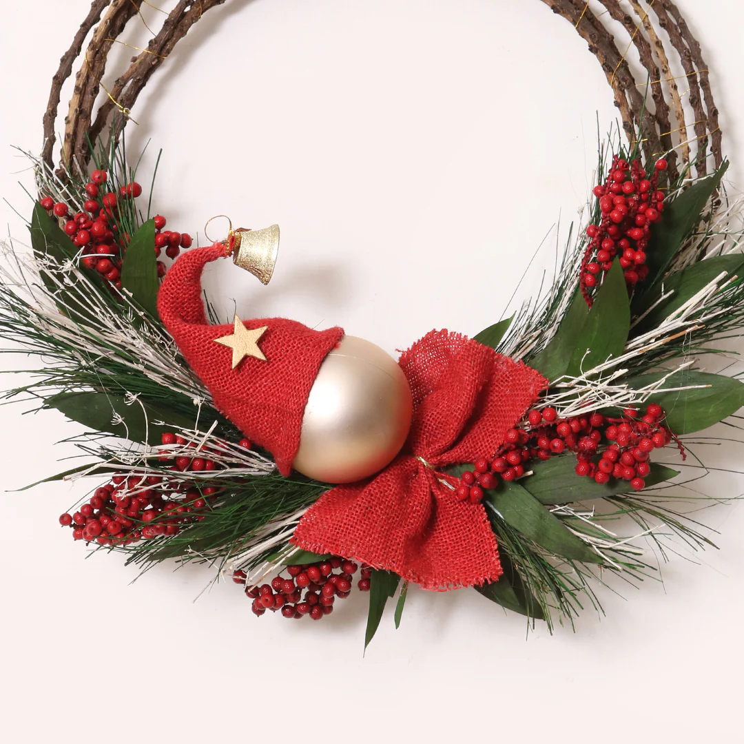 Red Berry Christmas Wreath - Image 4