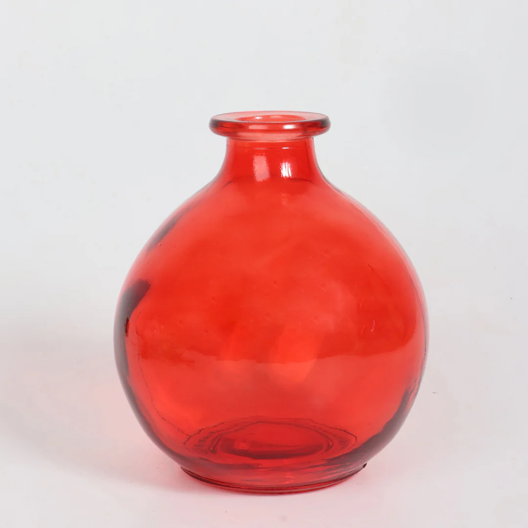 Crimson Blossom Round Vase with Flowers - Image 6