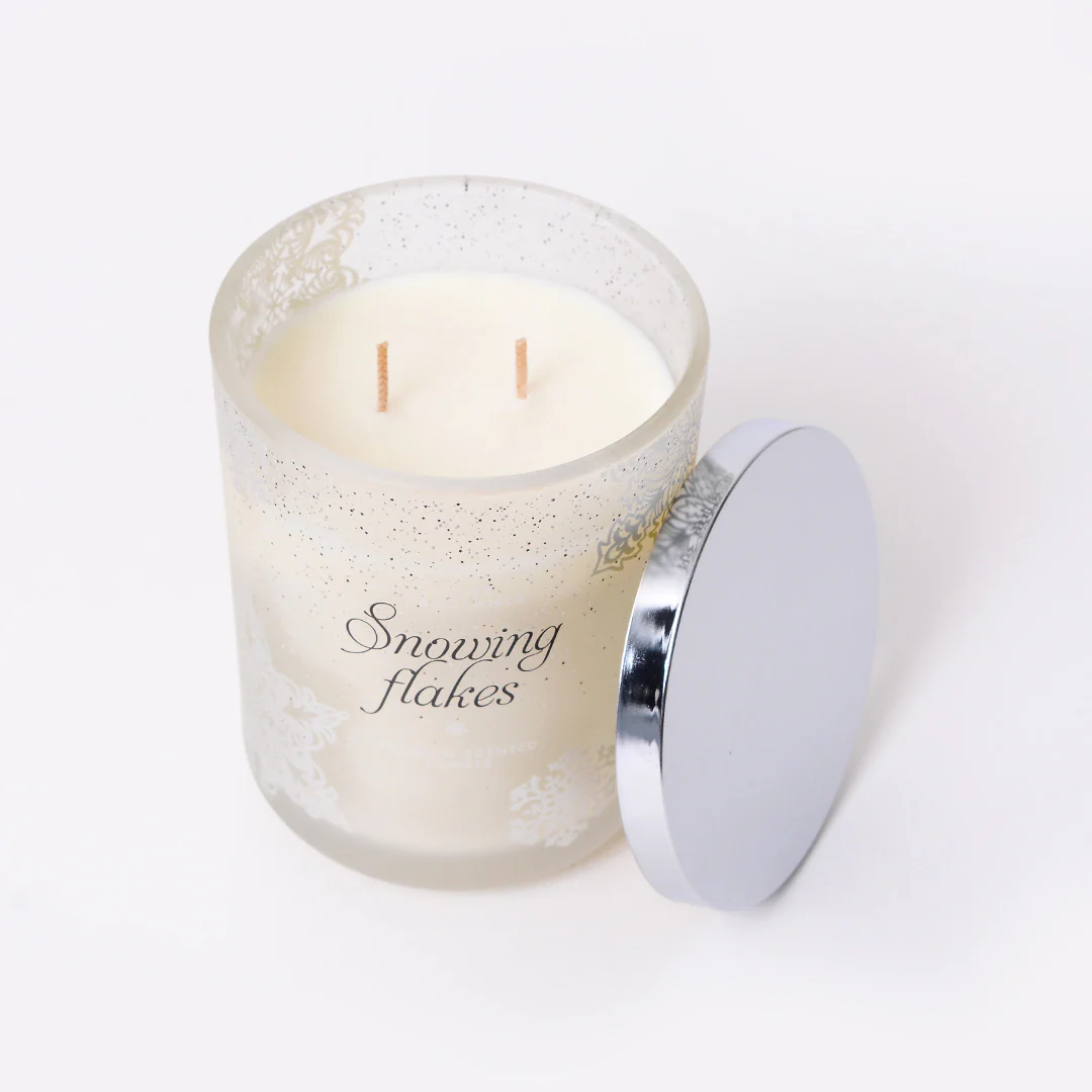 Silver Snow Flake Candle - Image 4