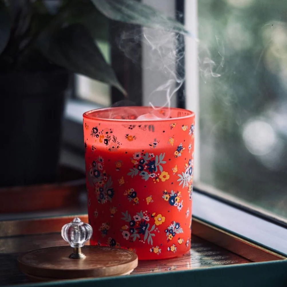 Strawberry Leaf Scented Candle - Image 2