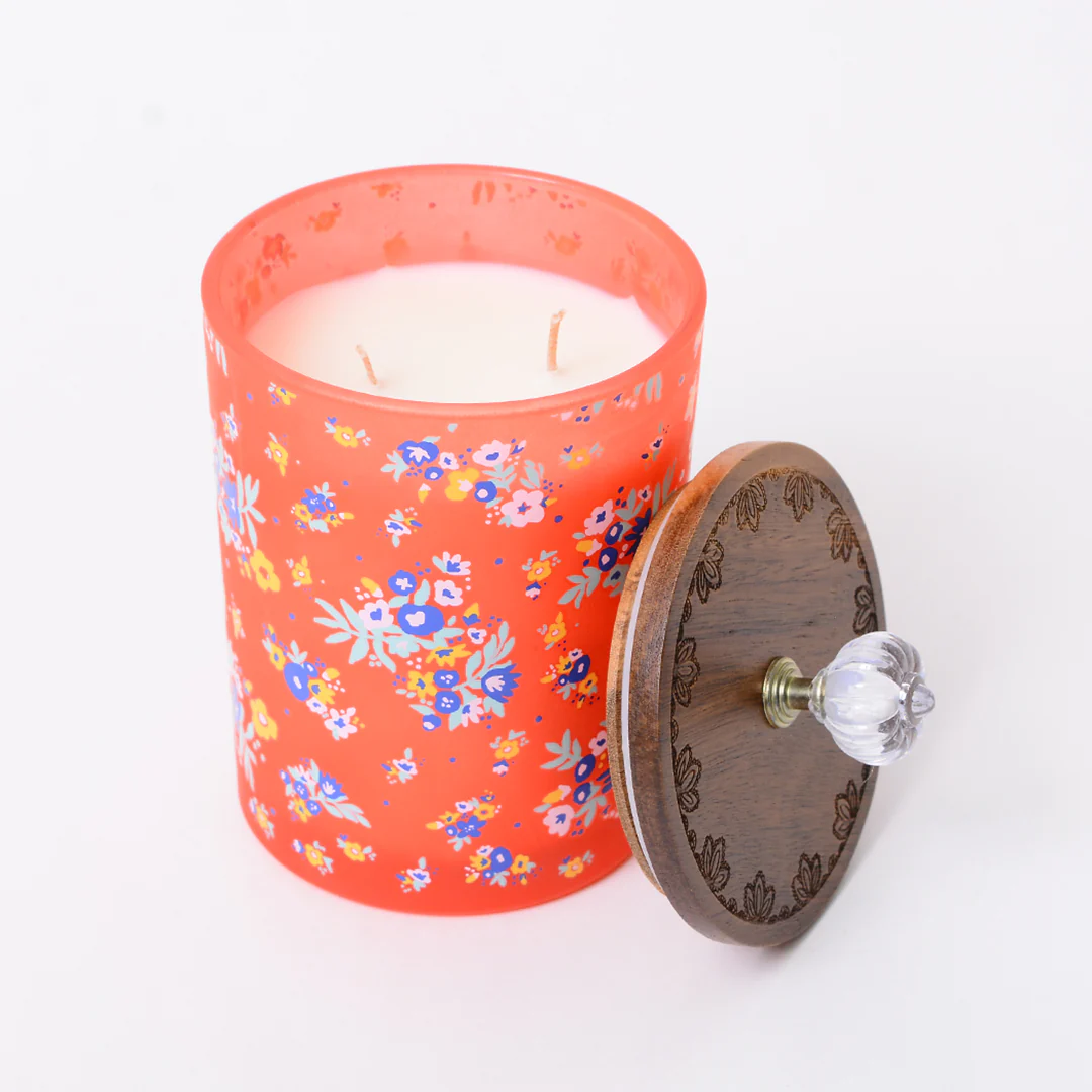 Strawberry Leaf Scented Candle - Image 4
