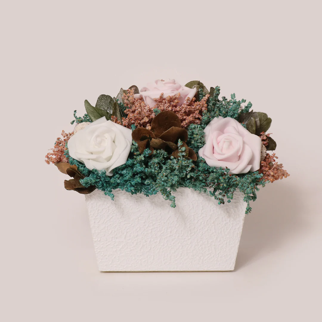 Winter's Grace Table Decor - Image 5